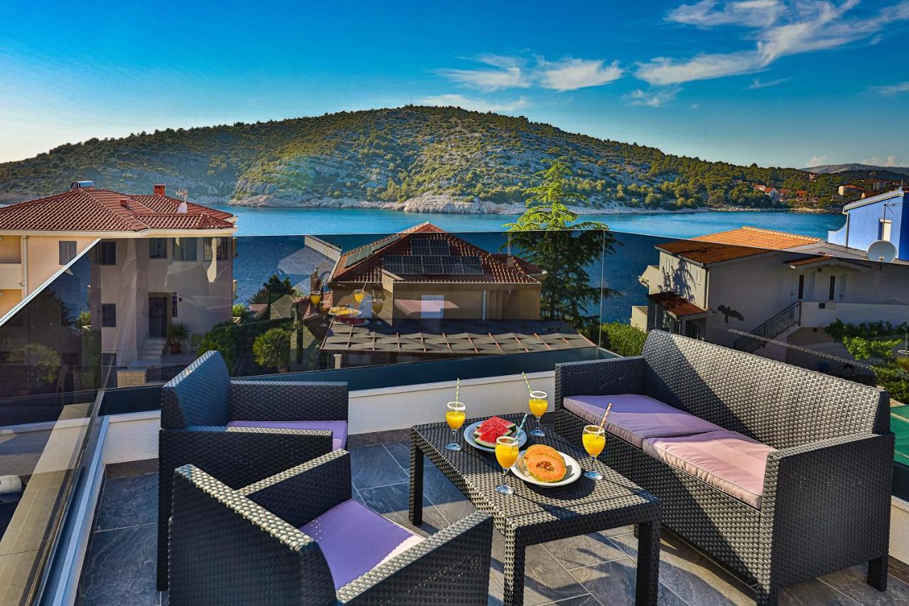 Villa Le Soleil Рогозниця Екстер'єр фото